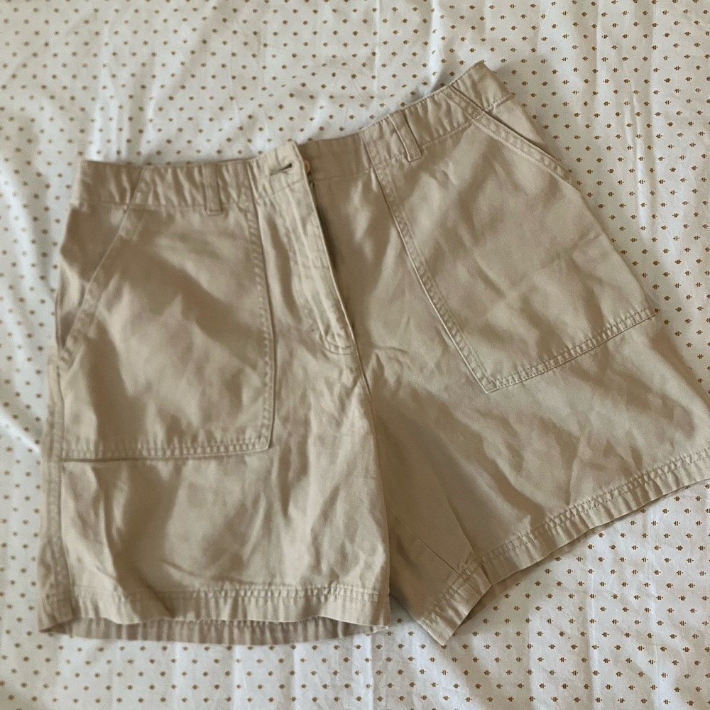 Valerie Stevens Beige Cargo Shorts